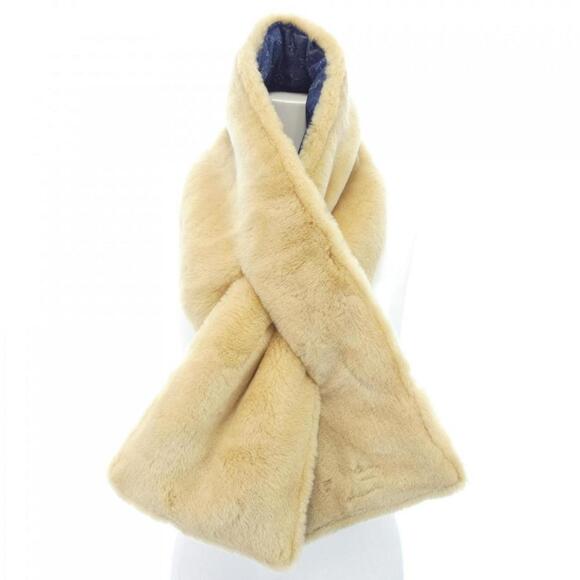 LOUIS VUITTON Beige Scarf - Picture 1 of 4